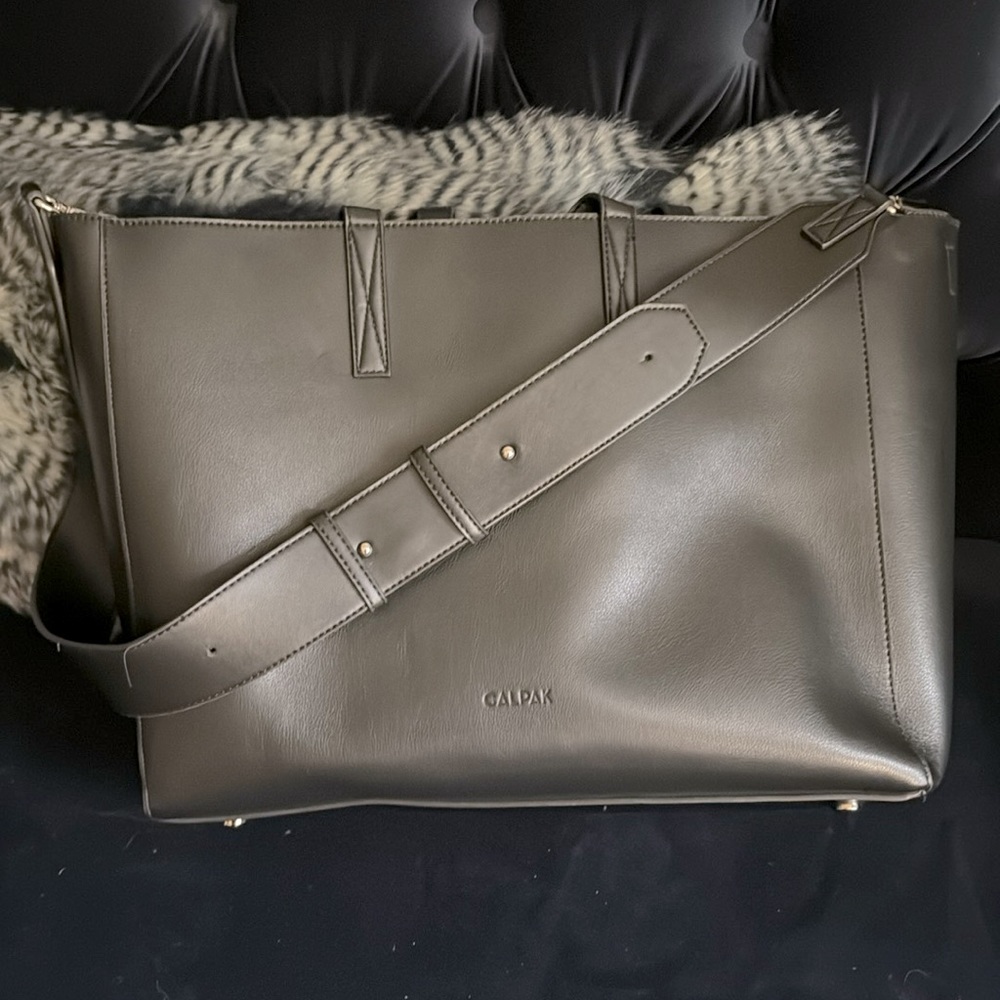 CalPak Haven Laptop Tote Bag Black